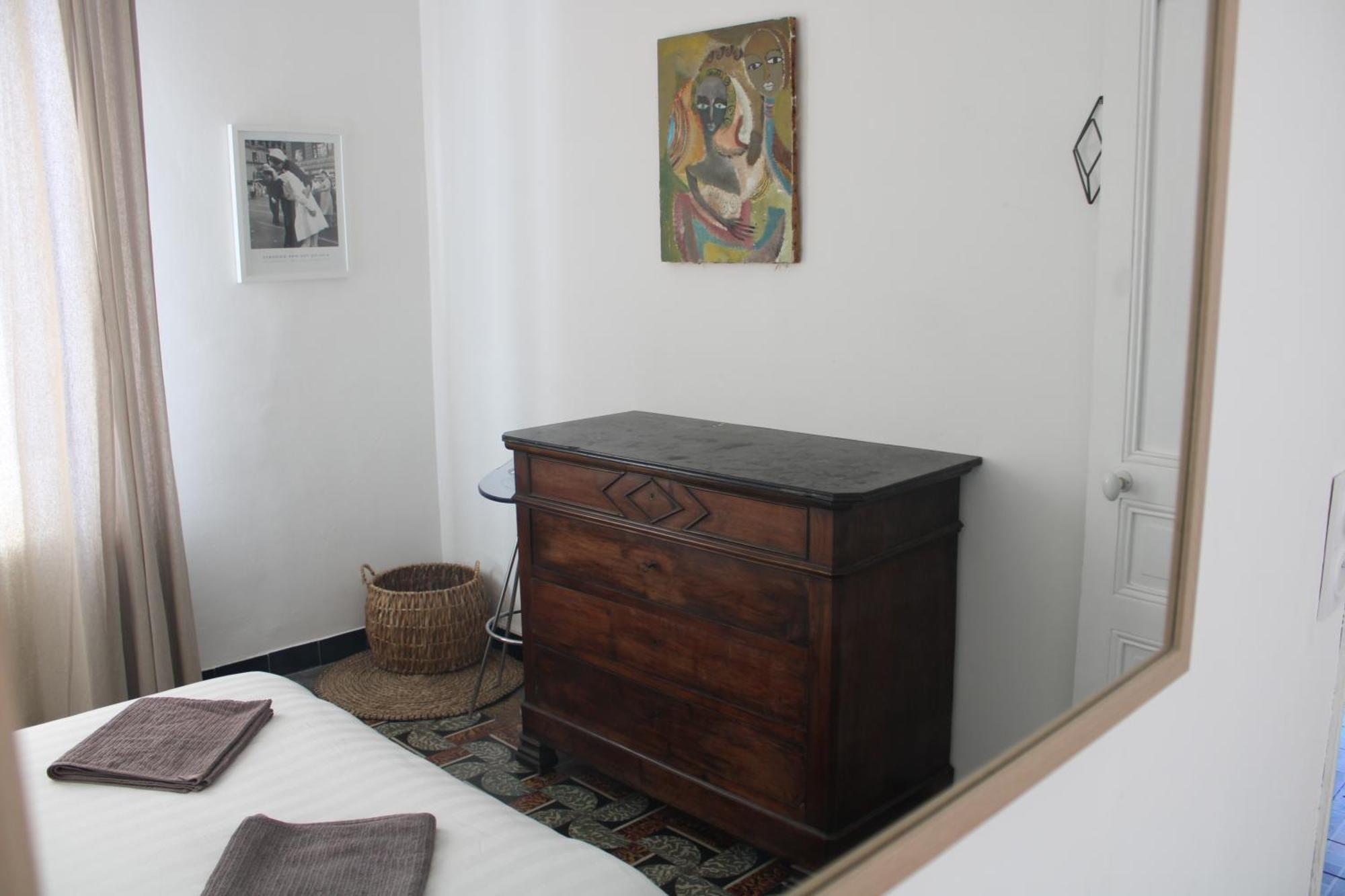 Superbe Appartement Avec Parking Sur Place Nîmes Eksteriør billede